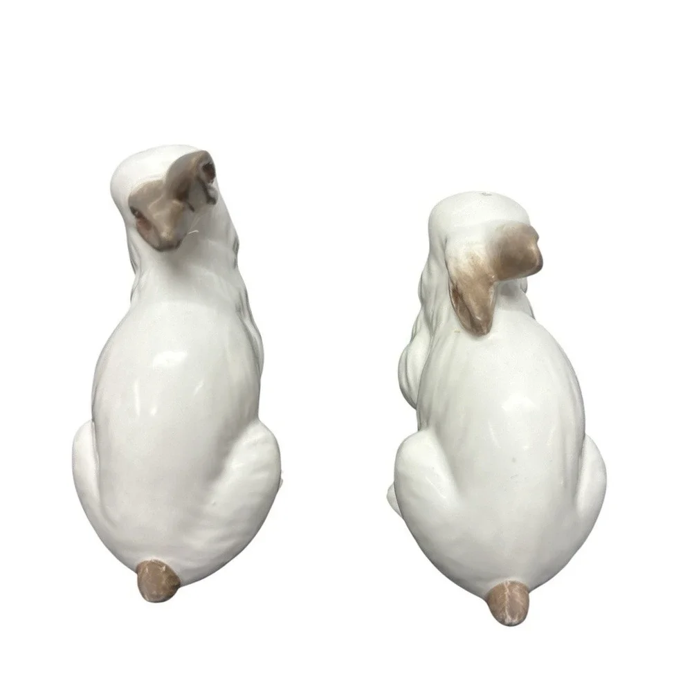 J Willfred Salt Pepper Shakers Ceramic‎ Bunny Rabbit Easter Spring Charles Sadek